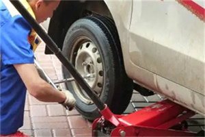 德阳附近拖车24小时服务热线电话
